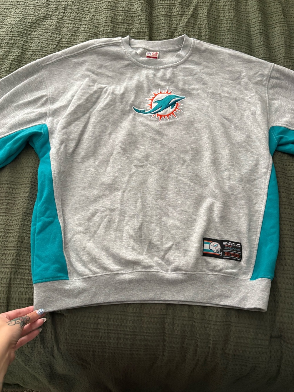 MIAMI DOLPHINS 🐬 aeropostale sweatshirt